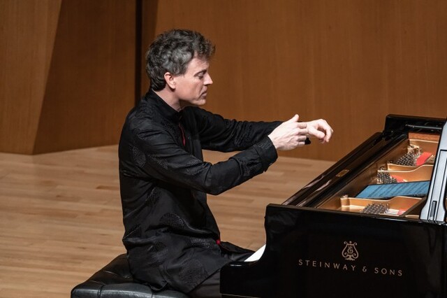 ▲ 피아니스트 폴 루이스.ⓒ금호문화재단