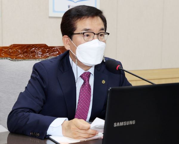 ▲ 윤건영 충북교육감.ⓒ충북도교육청