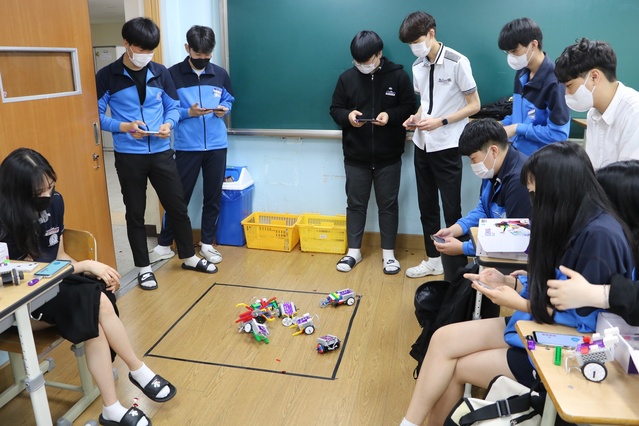 ▲ 경북교육청(교육감 임종식)은 미래 인재 양성을 위한 맞춤형 고교 교육을 실현하고, 교육 여건 개선 및 지역 인재 양성 기반 마련을 위한‘경북형 고교 교육력 제고 방안’을 시행한다.ⓒ경북교육청