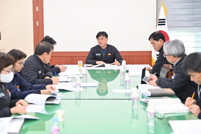 ▲ 청송군(군수 윤경희)은 1월 25일부터 27일까지 3일간 군청 소회의실에서 ‘2023년도 군정 주요업무 보고회’를 개최한다.ⓒ청송군