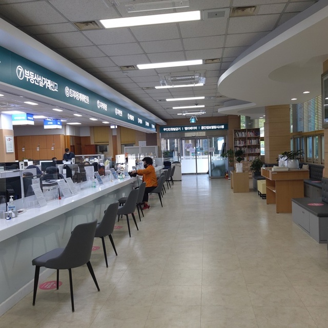 ▲ 영양군(군수 오도창)은 오는 2월 2일부터 ‘목요 야간 여권민원실’을 재개한다.ⓒ영양군