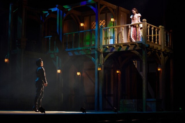 ▲ 연극 '셰익스피어 인 러브' 공연 장면.ⓒ쇼노트