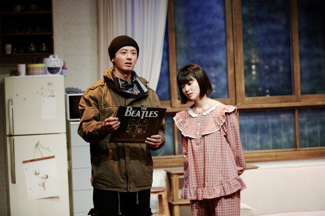 ▲ 연극 '서툰 사람들' 공연 장면.ⓒ파크컴퍼니