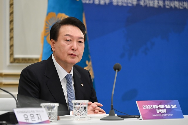 ▲ 윤석열 대통령이 27일 오전 청와대 영빈관에서 열린 통일부·행정안전부·국가보훈처·인사혁신처 업무보고에서 발언하고 있다.ⓒ대통령실 제공