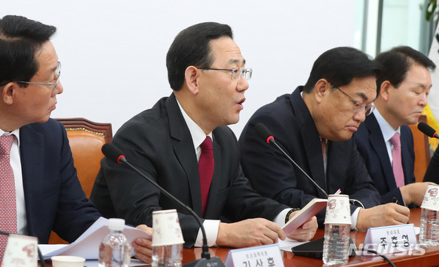 ▲ 주호영 국민의힘 원내대표가 2일 오전 서울 여의도 국회에서 열린 비상대책위원회에 참석해 발언하고 있다.ⓒ뉴시스
