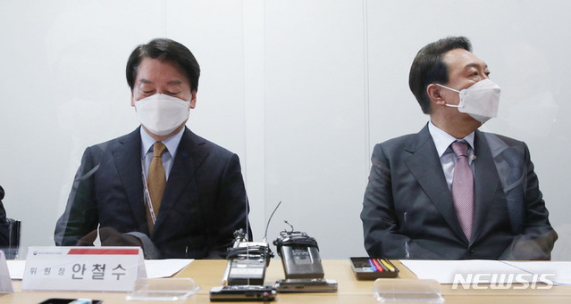 ▲ 안철수 국민의힘 의원(왼쪽)과 윤석열 대통령. ⓒ뉴시스