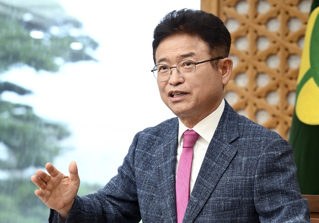 ▲ 이철우 경북도지사는 지난 6일 발생한 지진으로 어려움을 겪고 있는 튀르키예에 10만 달러의 구호금을 긴급 지원하기로 결정했다.ⓒ경북도