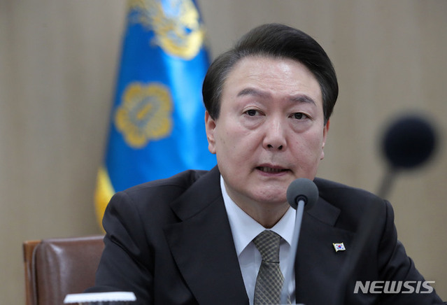 ▲ 윤석열 대통령이 15일 서울 용산 대통령실 청사에서 열린 제13차 비상경제민생회의를 주재하고 있다. ⓒ뉴시스