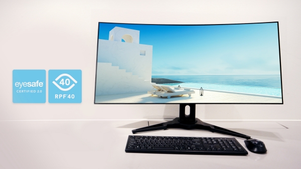 ▲ 삼성디스플레이의 34인치 모니터용 QD-OLED. ⓒ삼성디스플레이