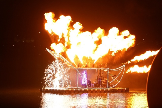 ▲ 지난해 세종축제 개막식 주제공연 '환상호수 고래의 꿈'.ⓒ세종시