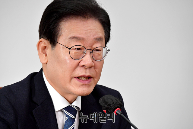 ▲ 체포동의안 표결을 앞둔 이재명 더불어민주당 대표가 23일 국회에서 기자간담회를 갖고 억울함을 호소하고 있다. ⓒ이종현 기자