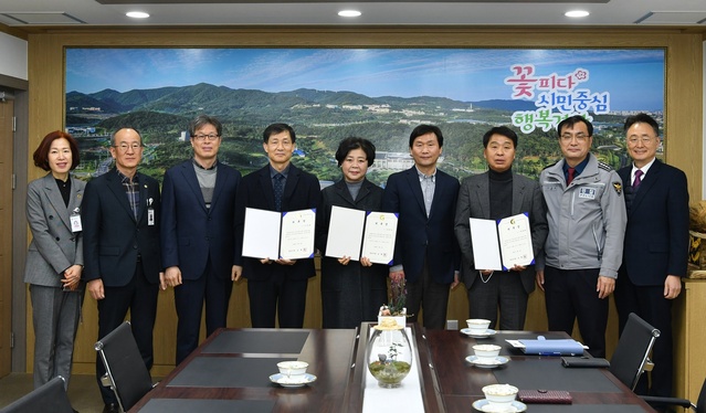 ▲ 경산시(시장 조현일)는 보이스피싱 범죄에 대한 경각심 유발 및 지역사회 인식 제고를 목표로 전 시민 대상 ‘찾아가는 보이스피싱 예방교육’을 실시한다.ⓒ경산시