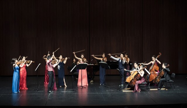 ▲ 클래시칸 앙상블 연주 모습.ⓒ롯데콘서트홀