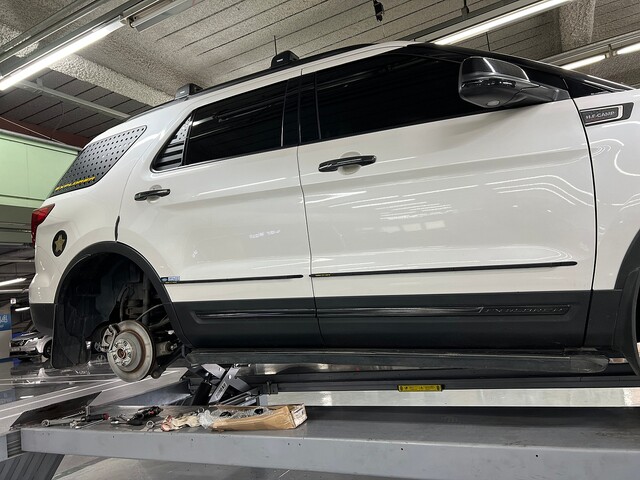 ▲ 익스플로러 한 차주가 토우 링크 리콜 후 불편함으로 인해 원복을 하는 모습. ⓒ해당 차주 제공