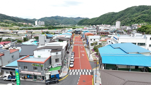 ▲ 청송군은 안정적인 정주환경 조성으로 지방소멸위기 극복을 위해 올해 건설·새마을 분야에 385억 원 예산을 투입한다.ⓒ청송군