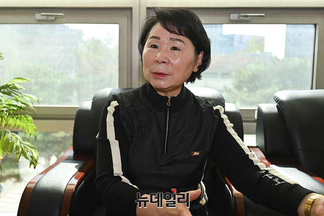 ▲ 손명화 6·25국군포로가족회 대표가 14일 오전 서울 중구에 위치한 단체 사무실에서 뉴데일리와 인터뷰하고 있다. ⓒ서성진 기자