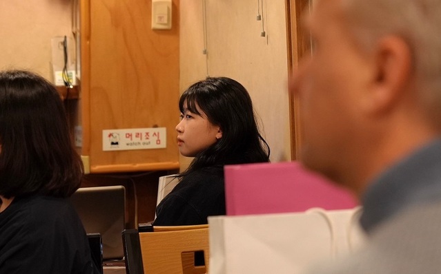 ▲ 한국영상대 영화영상과 출신인이주아 감독이 제작한 '면접 교섭 촬영 장면.ⓒ한국영상대