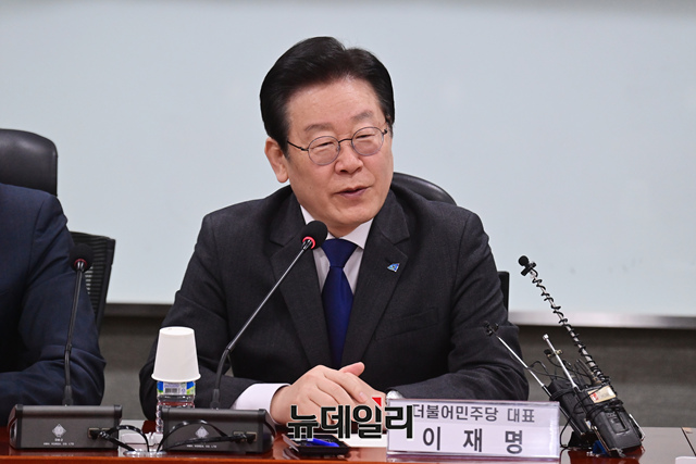 ▲ 이재명 더불어민주당 대표가 15일 국회 의원회관에서 열린 더좋은미래·당대표 간담회에서 모두발언을 하고 있다. ⓒ이종현 기자