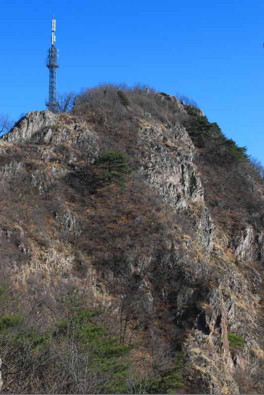 ▲ 향적산의 주봉 고스락 국사봉.ⓒ진경수 山 애호가