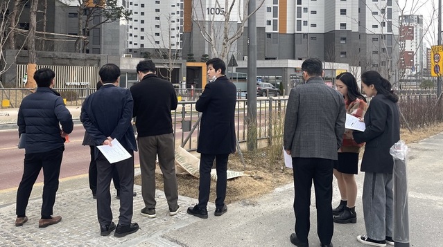 ▲ 세종시가 어린이보호구역 합동점검을 하고 있다.ⓒ세종시