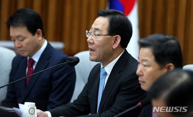 ▲ 주호영 국민의힘 원내대표가 17일 오전 서울 여의도 국회에서 열린 원내대책회의에서 발언하고 있다. ⓒ뉴시스