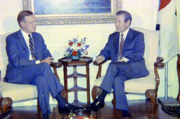 1991년 7월 미국을 공식방문한 노태우 대통령과 조지 H. W. 부시 미국 대통령. ⓒ대통령기록관
ⓒ
