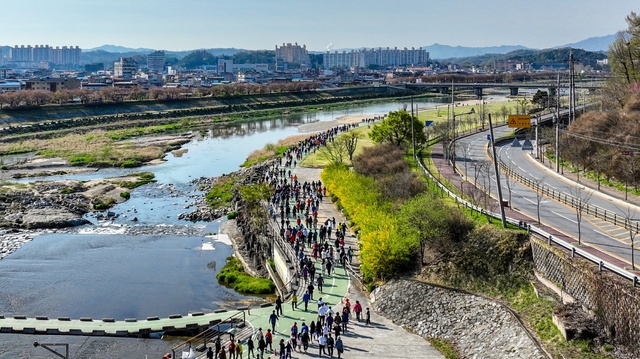 ▲ ‘2023 영주시민 건강걷기대회’가 오는 25일 서천 둔치에서 개최된다.ⓒ영주시