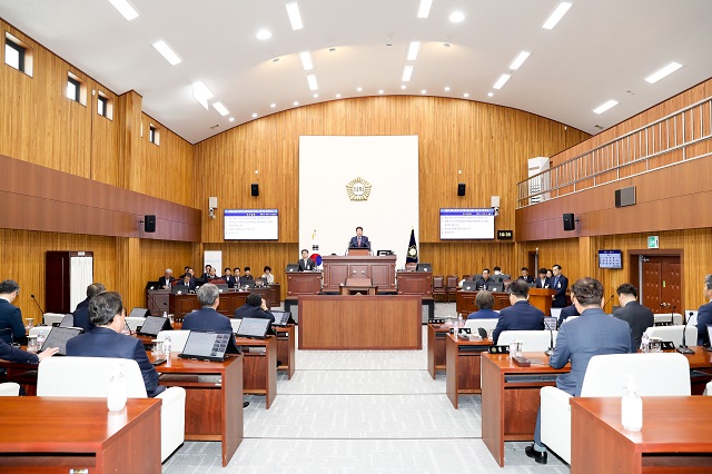 ▲ 경주시의회는 20일부터 24일까지 5일간 일정으로 제274회 임시회를 개회했다.ⓒ경주시의회