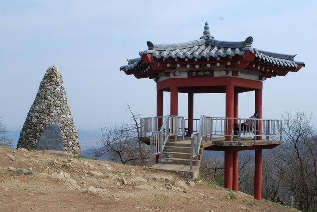 ▲ 아미산 고스락의 아미마루.ⓒ진경수 山 애호가