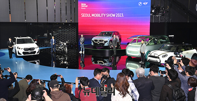 ▲ 2023 서울모빌리티쇼에서 BMW 부스 모습. ⓒ뉴데일리DB