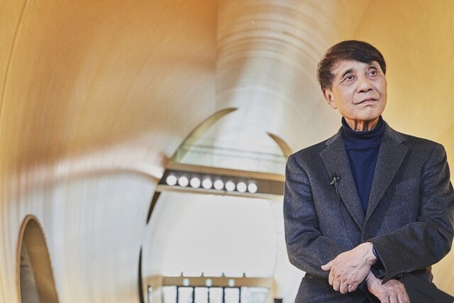 ▲ LG아트센터 서울을 방문한 안도 다다오.ⓒLG아트센터·Studio AL