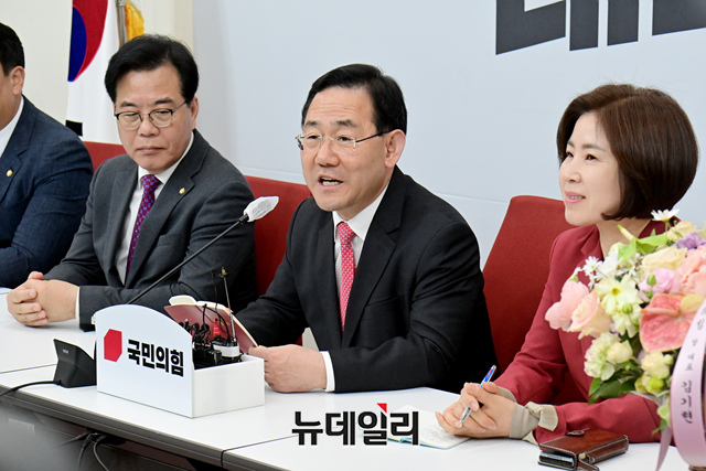 ▲ 주호영 국민의힘 원내대표가 6일 오전 국회에서 열린 퇴임 기자간담회에서 발언하고 있다.ⓒ이종현 기자