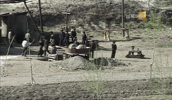 ▲ 국내 언론이 공개한 북한 정치범 수용소. ⓒKBS 남북의 창, 2011년 5월 보도 방송 캡처.