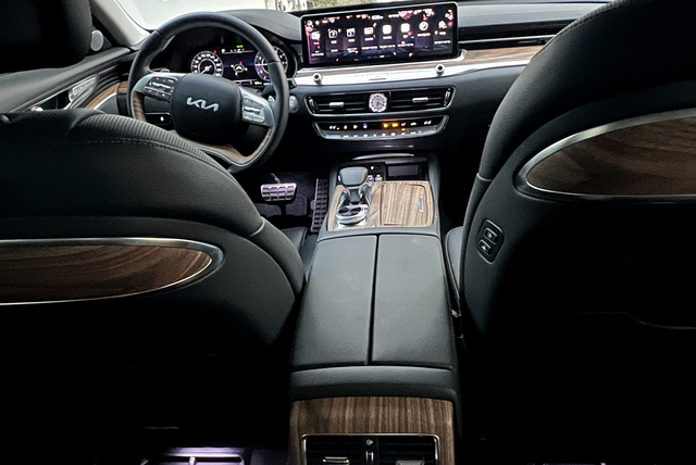 ▲ 내부 인테리어는 만족스러웠다. ⓒ김재홍 기자