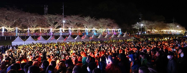 ▲ 대전 동구가 야심차게 준비한 '제5회 대청호 벚꽃축제'가 한 건의 안전사고 없이 무사히 행사가 마무리됐다.ⓒ대전동구