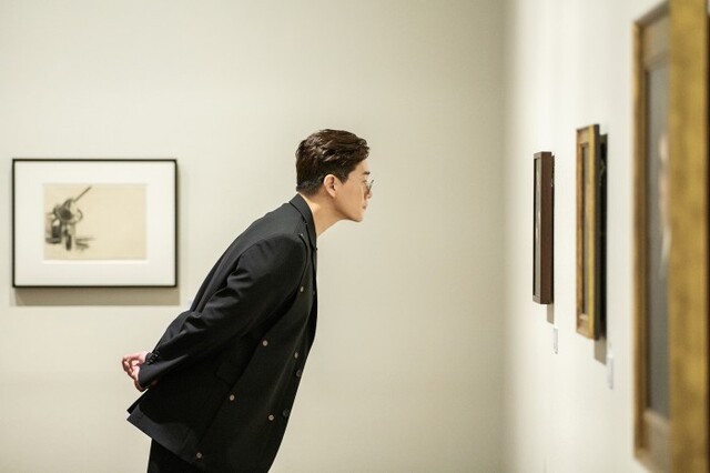 ▲ 배우 유지태가 '에드워드 호퍼: 길 위에서' 전시회에 오디오 가이드에 참여했다.ⓒ서울시립미술관