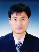 ▲ 5급 승진한 최동만 충주시의회 의정팀장.ⓒ충주시의회