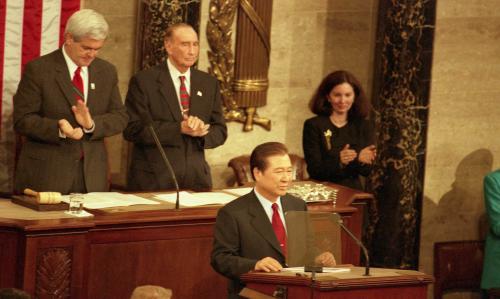 ▲ 김대중 대통령 미 의회연설(1998) 모습