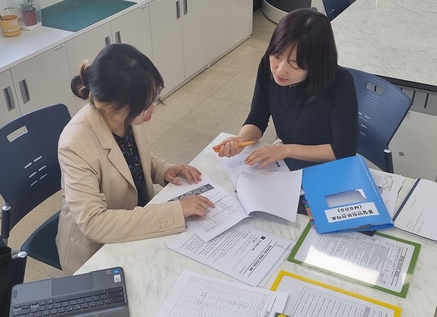 ▲ 세종육청이 과학실 안전점검를 하고 있다.ⓒ세종교육청