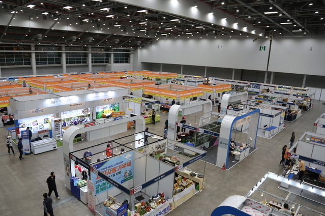 ▲ ‘제9회 대한민국 대표 특산물 직거래박람회’가 5월 4일 엑스코에서 개막했다.ⓒ엑스코