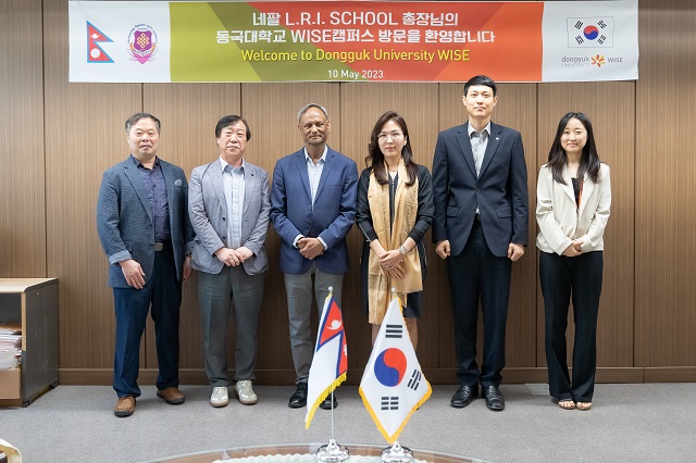 ▲ 지난 10일 네팔 L.R.I. School 총장 일행이 동국대학교 WISE캠퍼스를 방문했다.ⓒ동국대 WISE캠퍼스