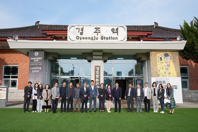 ▲ 경주시의회 문화도시위원회는
 지난 11일 ‘경주문화관1918’을 방문했다.ⓒ경주시의회