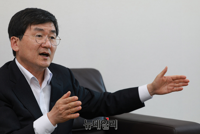 ▲ MBC노동조합 오정환 위원장이 15일 MBC 미디어센터에서 뉴데일리와 인터뷰를 하고 있다. ⓒ정상윤 기자