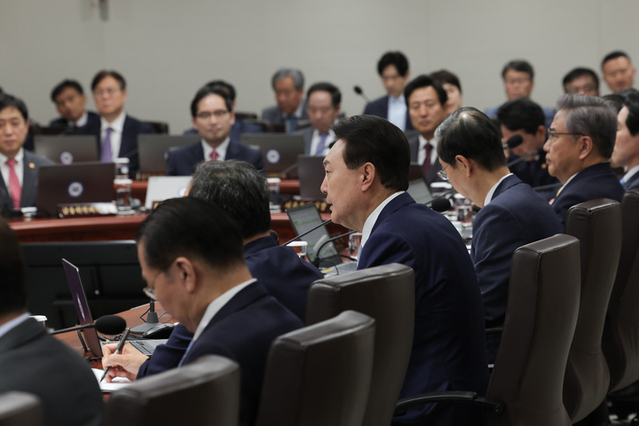 ▲ 윤석열 대통령이 16일 서울 용산 대통령실 청사에서 국무회의를 주재하고 있다. ⓒ대통령실 제공