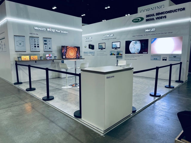 ▲ '디스플레이 위크 2023' 서울반도체 전시 부스 전경. ⓒ서울반도체