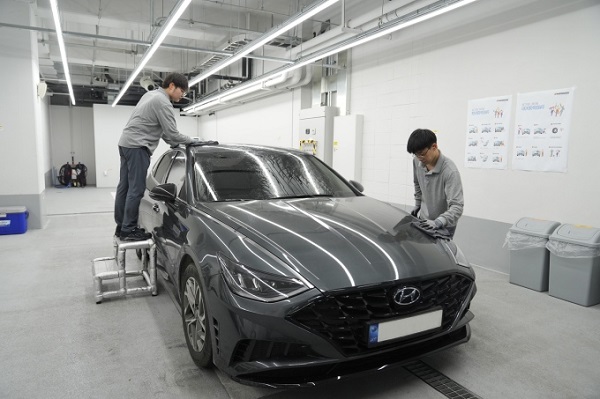 ▲ 한국타이어 장애인 표준사업장, 동그라미 세차장 3호점.ⓒ한국타이어