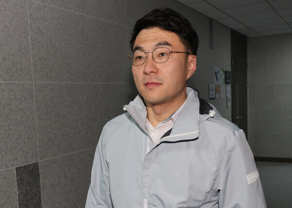 ▲ 김남국 의원이 지난 14일 오전 국회 의원실로 출근하고 있다. 김 의원은 이날 페이스북에 글을 올려 더불어민주당 탈당을 선언했다. ⓒ연합뉴스