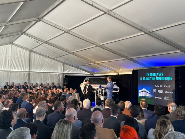 ▲ 차치규 얼티엄캠 대표가 29일(현지시간) 캐나다 연방과 퀘벡주 정부의 투자지원 발표 행사에서 인사말을 하고 있다. ⓒ포스코퓨처엠 제공