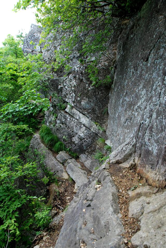 ▲ 암벽 트래버스 구간.ⓒ진경수 山 애호가