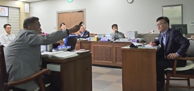 ▲ 공주시의회 행정사무감사 장면.ⓒ공주시기자협회